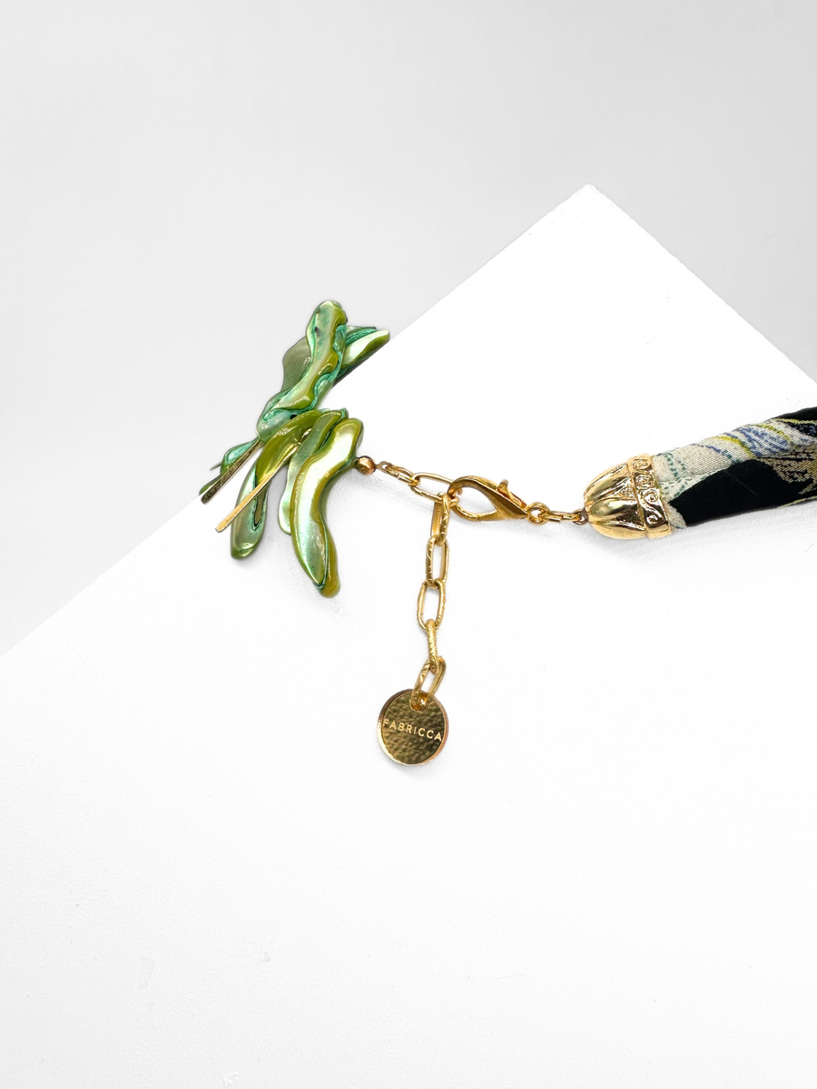 Males İnce Kesim İnci Detaylı Kolye